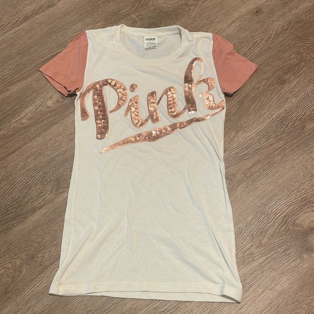 PINK by Victoria’s Secret T shirt size XS rose gold.
